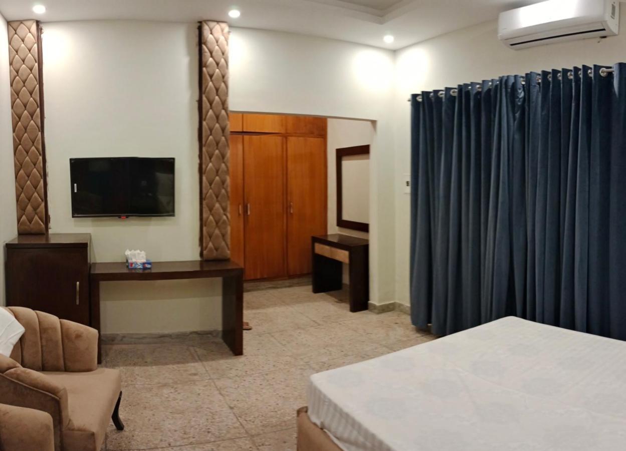 Hayat Grand Guest House Islamabad Buitenkant foto