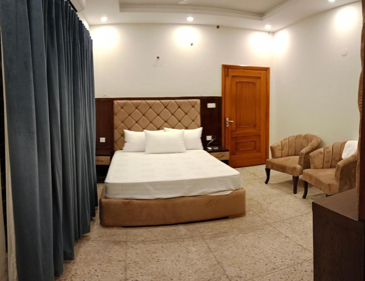 Hayat Grand Guest House Islamabad Buitenkant foto