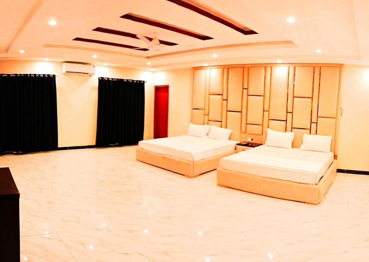 Hayat Grand Guest House Islamabad Buitenkant foto