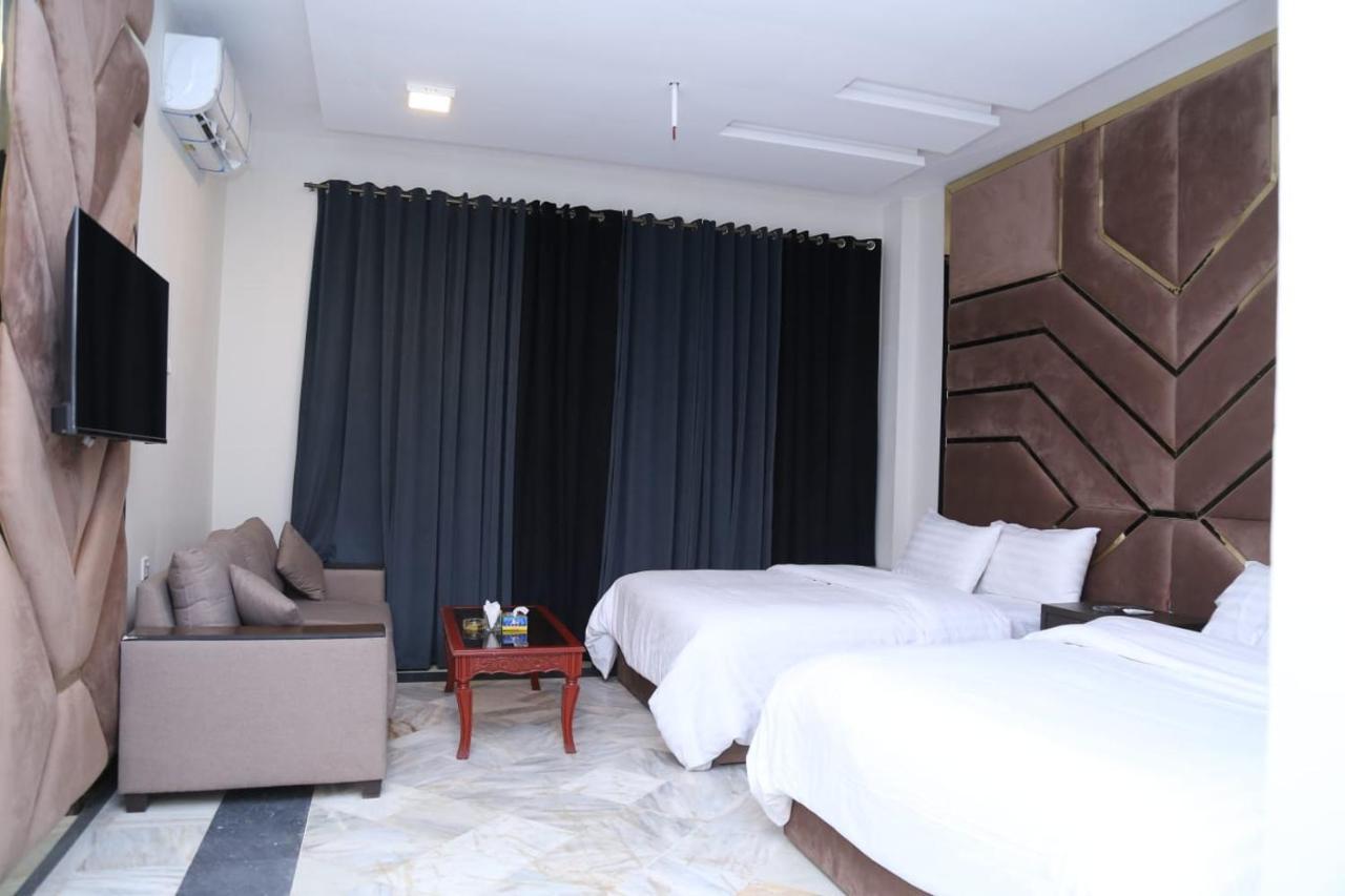 Hayat Grand Guest House Islamabad Buitenkant foto