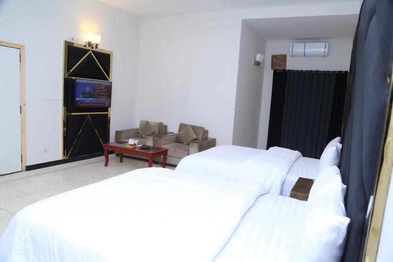 Hayat Grand Guest House Islamabad Buitenkant foto